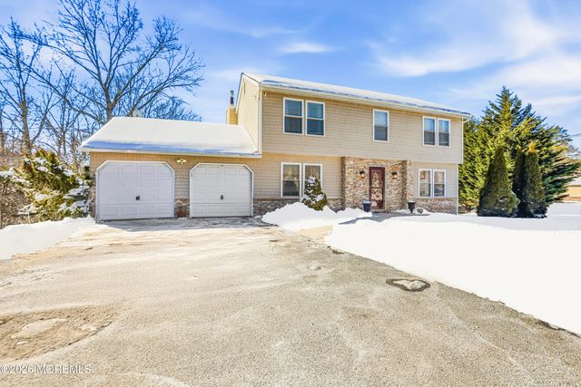 1991 Ridgeway Road, Toms River, NJ 08757