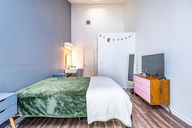 1946 Players Pl, North Lauderdale, FL 33068