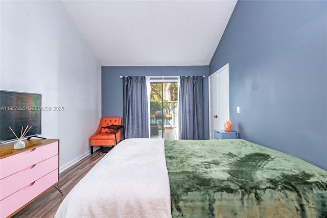 1946 Players Pl, North Lauderdale, FL 33068