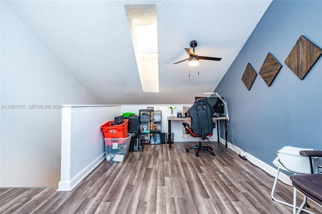 1946 Players Pl, North Lauderdale, FL 33068