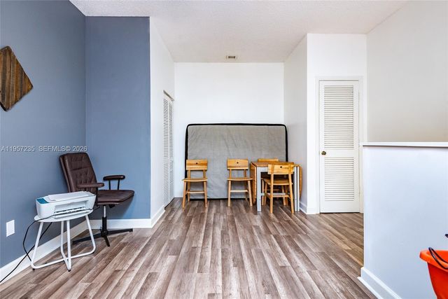 1946 Players Pl, North Lauderdale, FL 33068