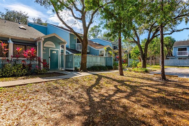 1946 Players Pl, North Lauderdale, FL 33068