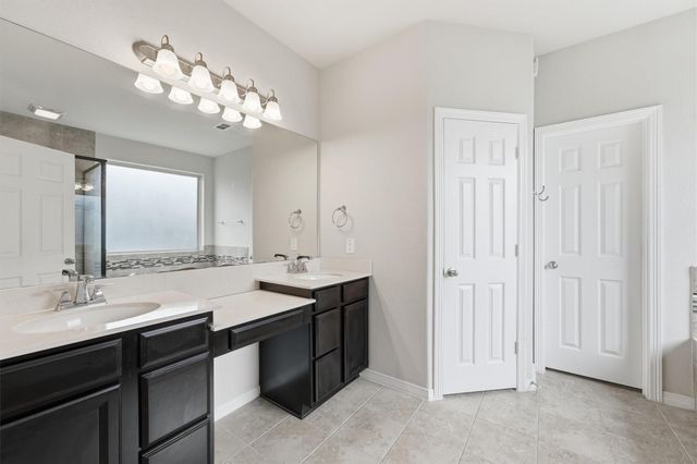 2994 Vintage Park Lane, Pearland, TX 77584