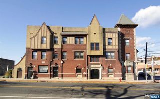 54-56 Oak Street 3, Ridgewood, NJ 07450