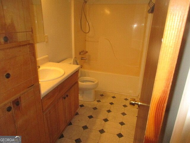 625 Strickland Road, Locust Grove, GA 30248