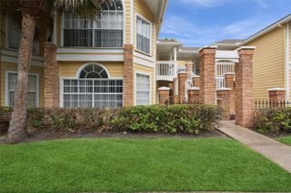 2442 SWEETWATER CLUB CIRCLE 41, Kissimmee, FL 34746