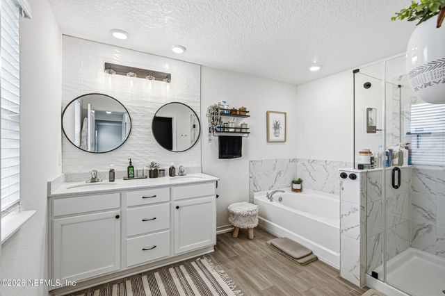 12122 HOPKINTON Court, Jacksonville, FL 32256