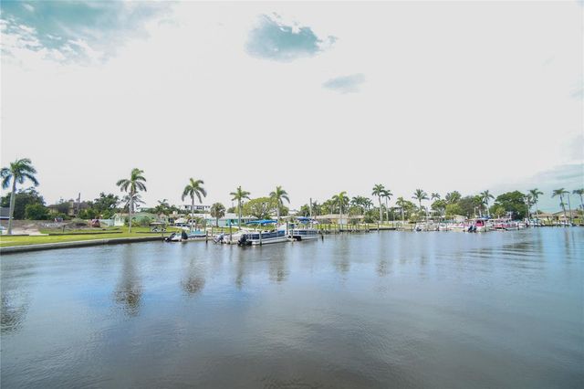 7812 SAN JUAN AVENUE, Bradenton, FL 34209