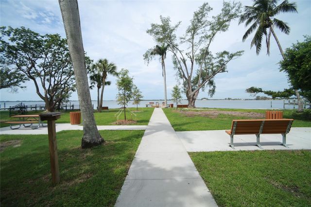 7812 SAN JUAN AVENUE, Bradenton, FL 34209