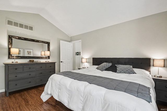 52017 Trenton Woods Drive, Granger, IN 46530