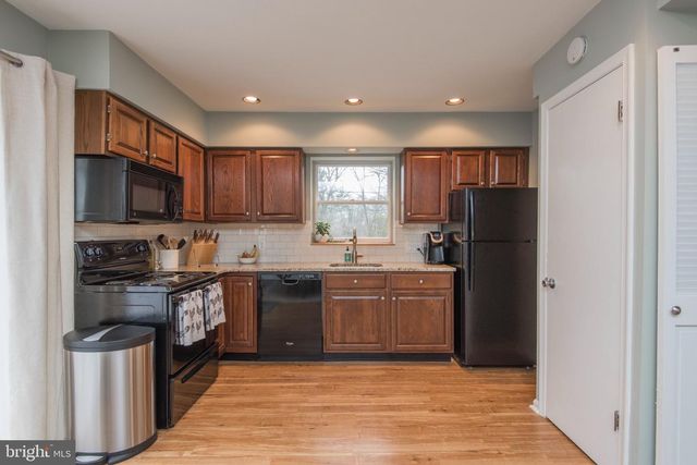 650 N VALLEY FORGE RD, Devon, PA 19333