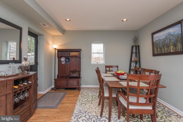 650 N VALLEY FORGE RD, Devon, PA 19333