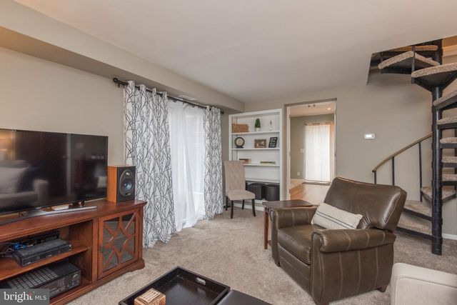 650 N VALLEY FORGE RD, Devon, PA 19333
