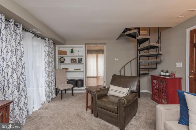 650 N VALLEY FORGE RD, Devon, PA 19333
