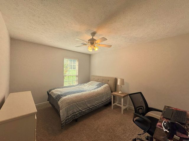 26 Auburn Hills, Greenbrier, AR 72058