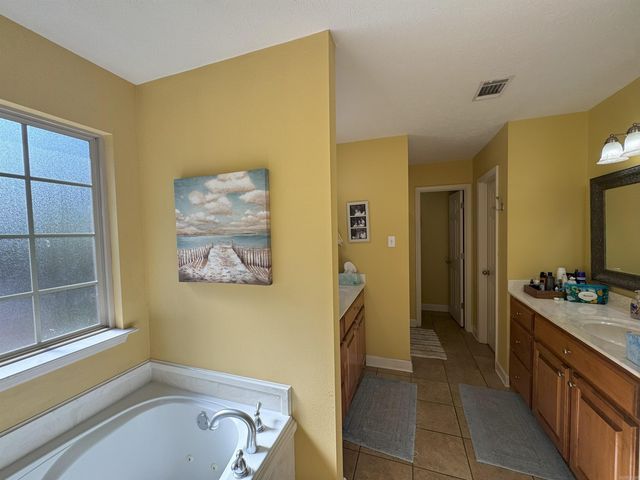 26 Auburn Hills, Greenbrier, AR 72058