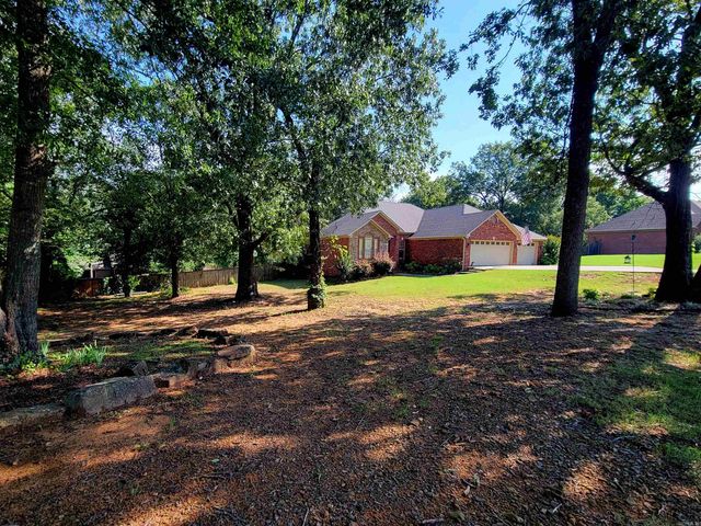 26 Auburn Hills, Greenbrier, AR 72058