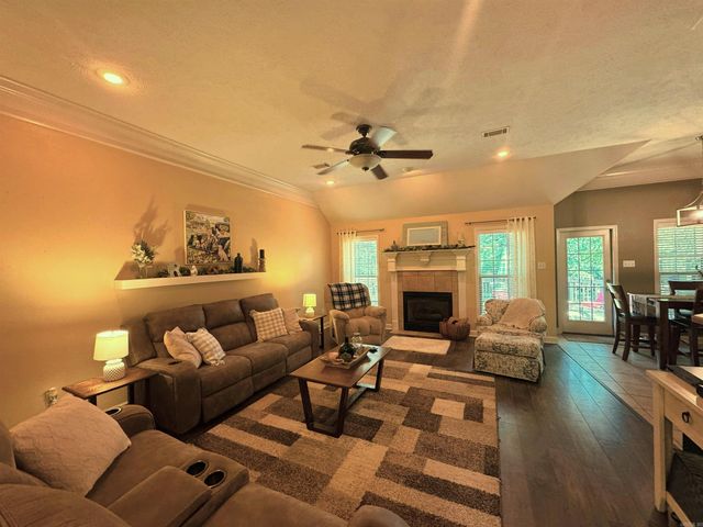 26 Auburn Hills, Greenbrier, AR 72058