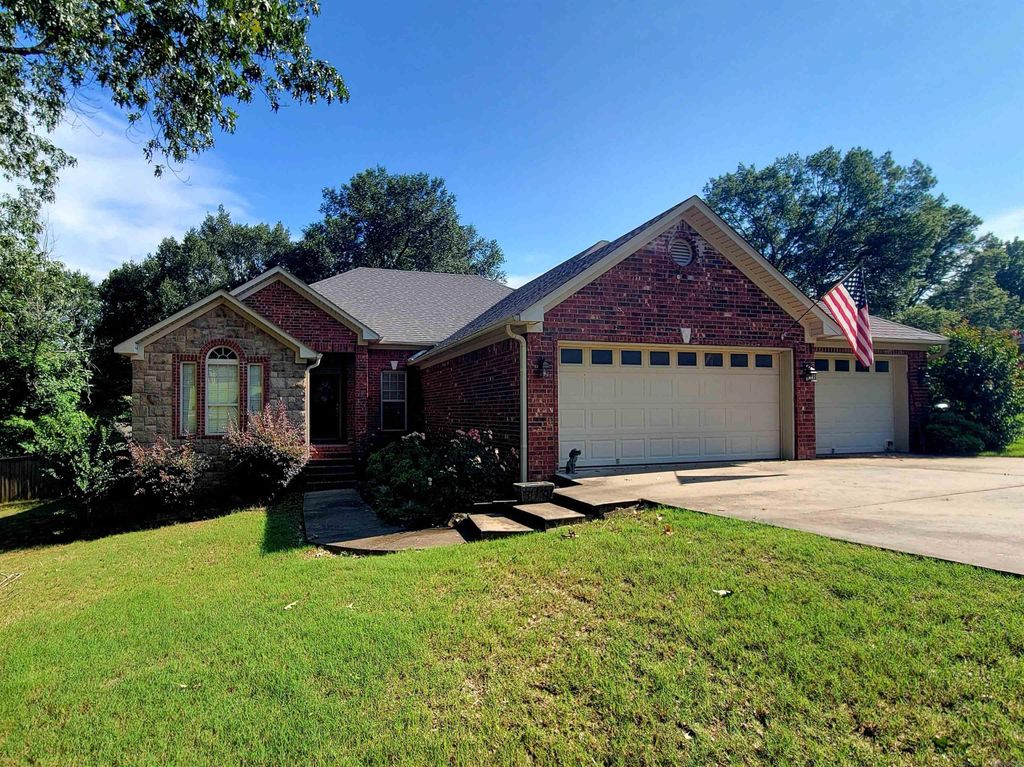 26 Auburn Hills, Greenbrier, AR 72058