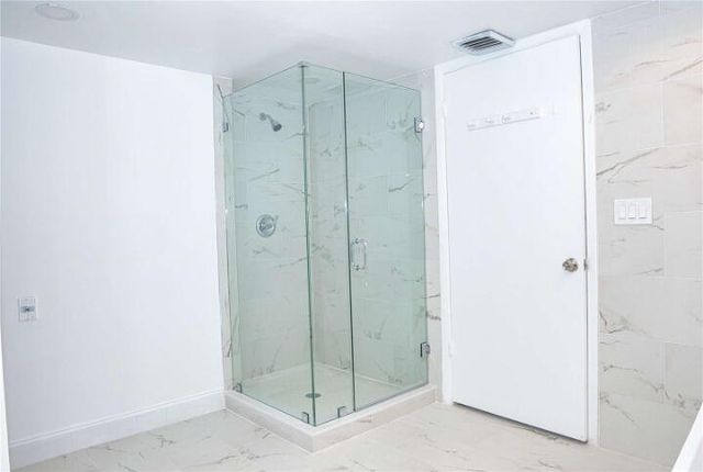 19355 Turnberry Way, Miami, FL 33180