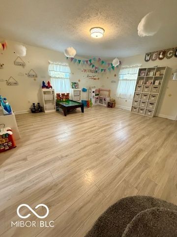 698 Yandes Street, Franklin, IN 46131