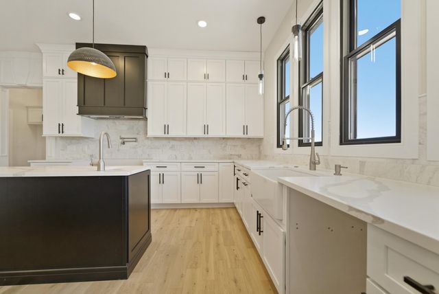13350 Camas Drive, St. John, IN 46373