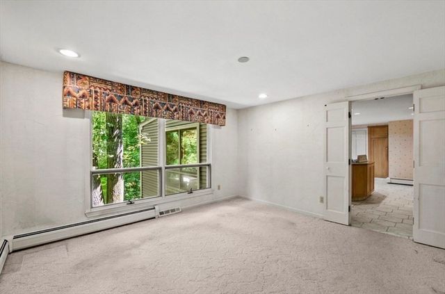 28 Revere Rd, Longmeadow, MA 01106