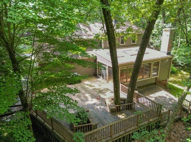 28 Revere Rd, Longmeadow, MA 01106