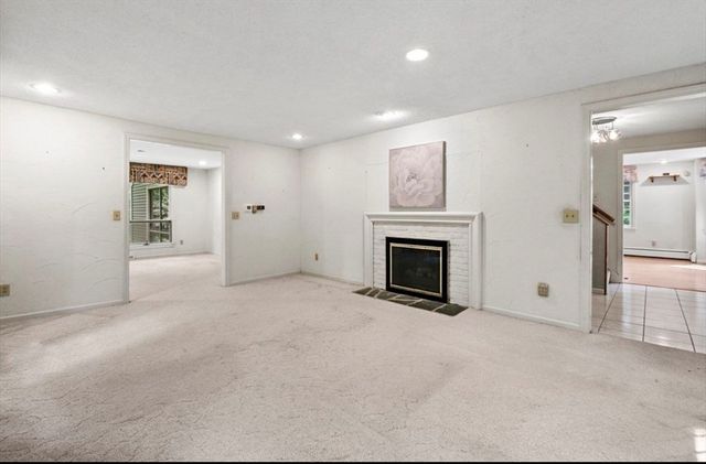 28 Revere Rd, Longmeadow, MA 01106