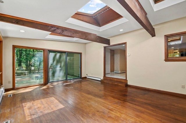 28 Revere Rd, Longmeadow, MA 01106