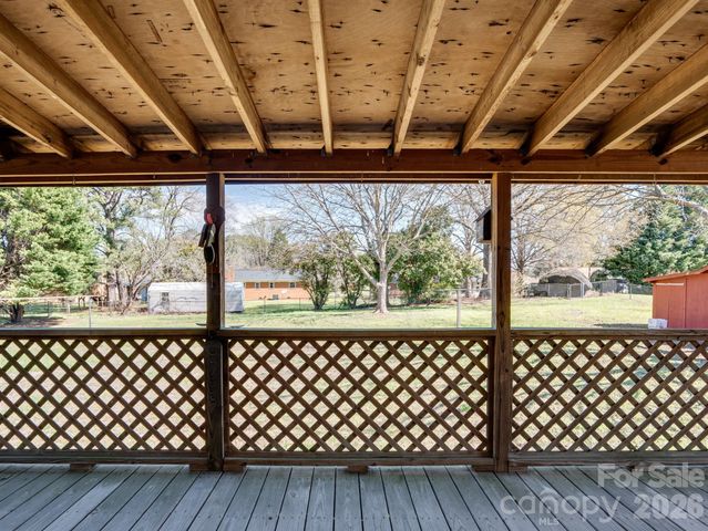 400 Pitts School Road NW, Concord, NC 28027