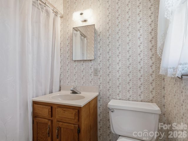 400 Pitts School Road NW, Concord, NC 28027