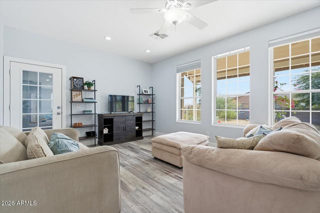 20305 W PEAK VIEW Road, Wittmann, AZ 85361