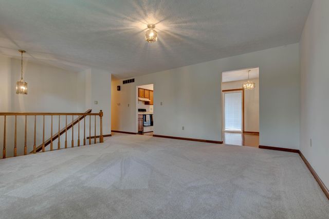 872 Stratton Lane, Winchester, KY 40391