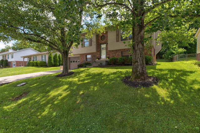872 Stratton Lane, Winchester, KY 40391