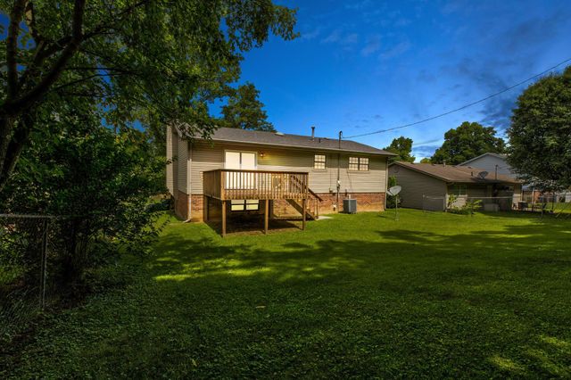 872 Stratton Lane, Winchester, KY 40391