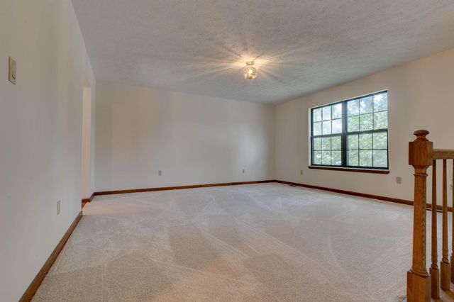 872 Stratton Lane, Winchester, KY 40391