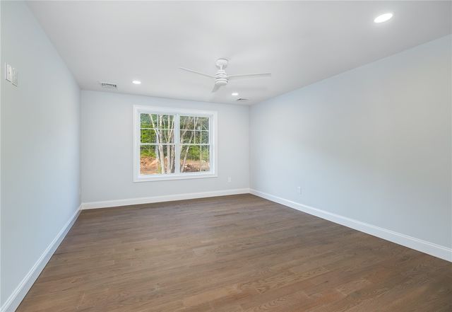 4 Upper Farm Way, Johnston, RI 02919