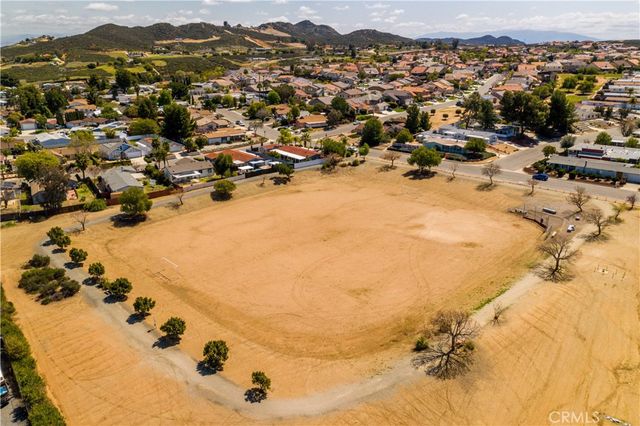33552 Windmill, Wildomar, CA 92595