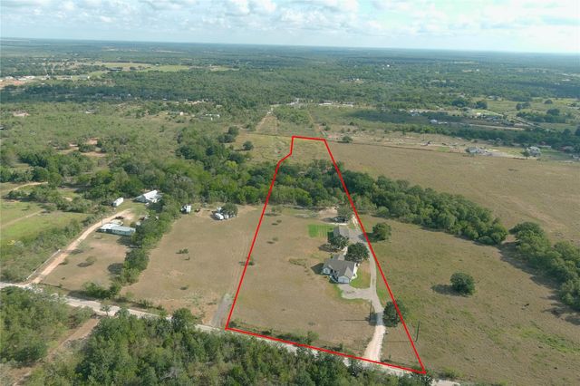 2805 Tumbleweed TRL, Dale, TX 78616