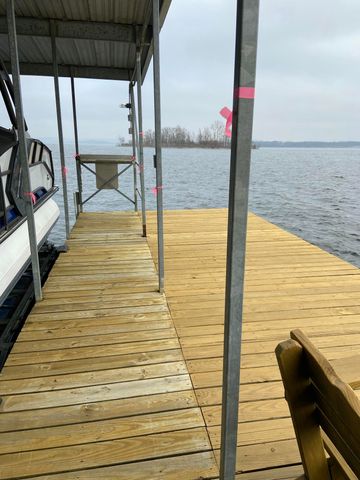 289 Beardsley Creek Drive, Blue Eye, MO 65611