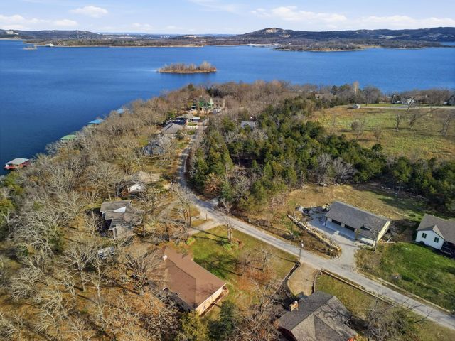 289 Beardsley Creek Drive, Blue Eye, MO 65611