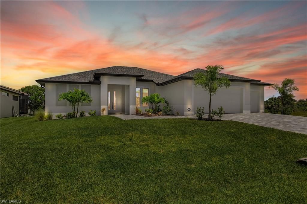 Image 2 of property listing at 337 SW 31st AVE, Cape Coral, FL 33991