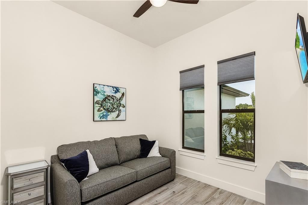 Image 6 of property listing at 337 SW 31st AVE, Cape Coral, FL 33991