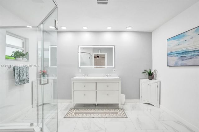 4836 NW 94th Ave, Sunrise, FL 33351