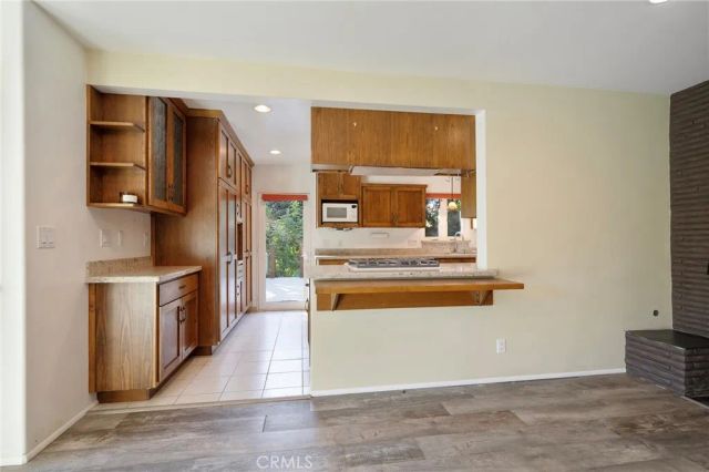 214 W Le Roy Avenue, Arcadia, CA 91007