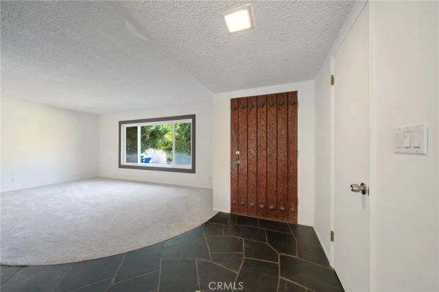 214 W Le Roy Avenue, Arcadia, CA 91007