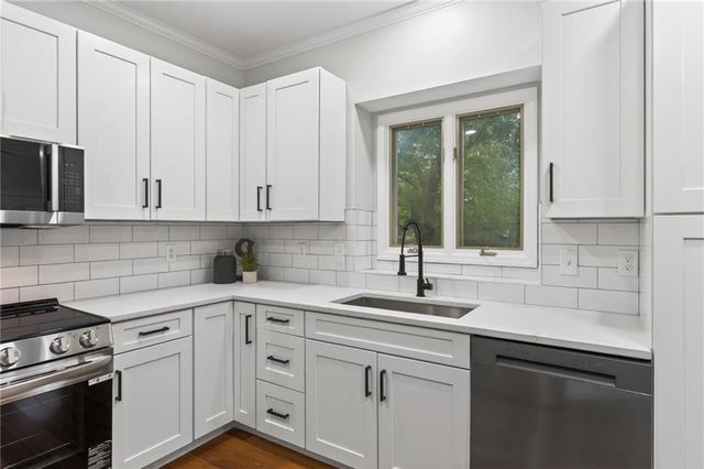 13201 BENSON Street, Overland Park, KS 66213