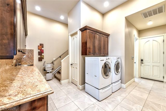 1581 Villa Rica Drive, Henderson, NV 89052