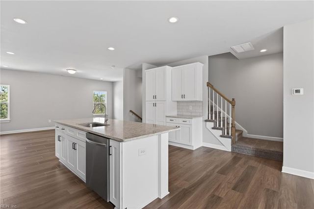 621 Commonwealth BLVD, Yorktown, VA 23693